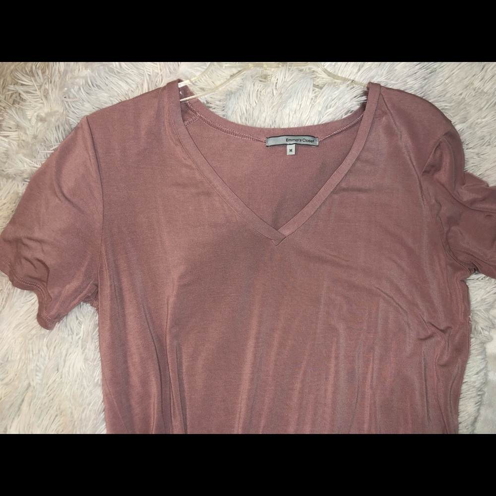 v-neck tee shirt